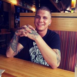 Meet your Posher, Corey